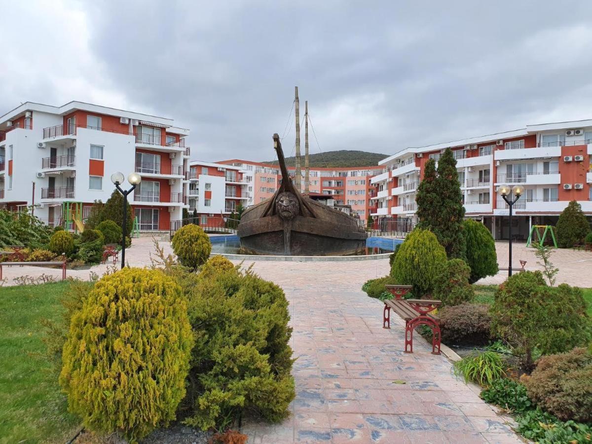 Fort Knox Privilege C-4 265 Apartment Sveti Vlas Exteriör bild